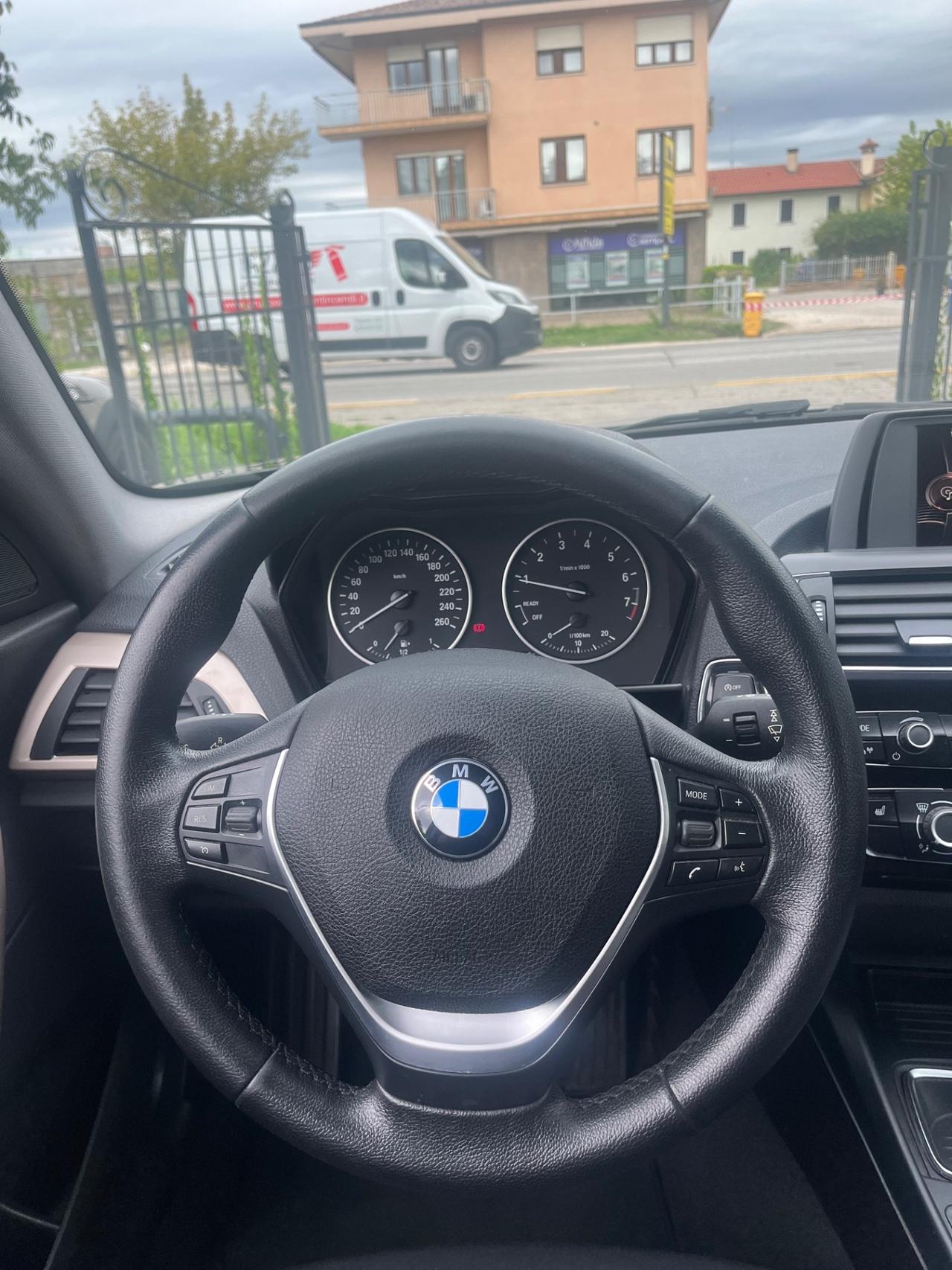 Bmw 116 116i 5p. Sport