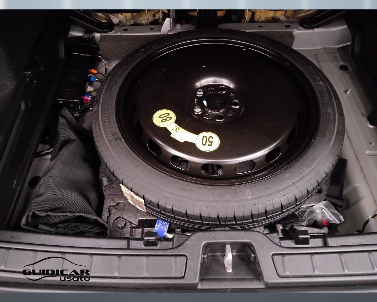 VOLVO XC40 2023 - XC40 1.5 t5 recharge phev Core auto