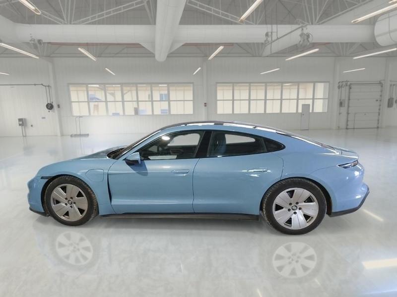 PORSCHE TAYCAN 79KWH COUPE