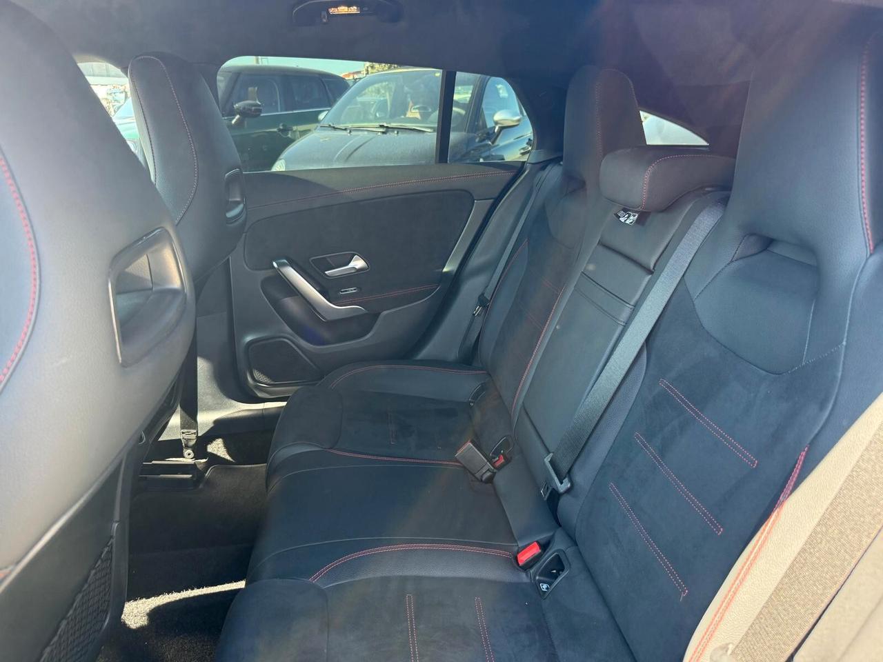 Mercedes-benz CLA 200 d Automatic Shooting Brake AMG Line Premium Plus