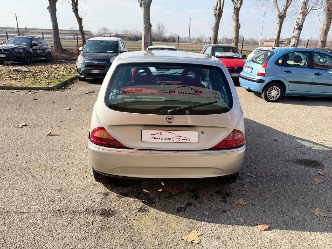 Lancia Y 1.2i cat Elefantino Blu