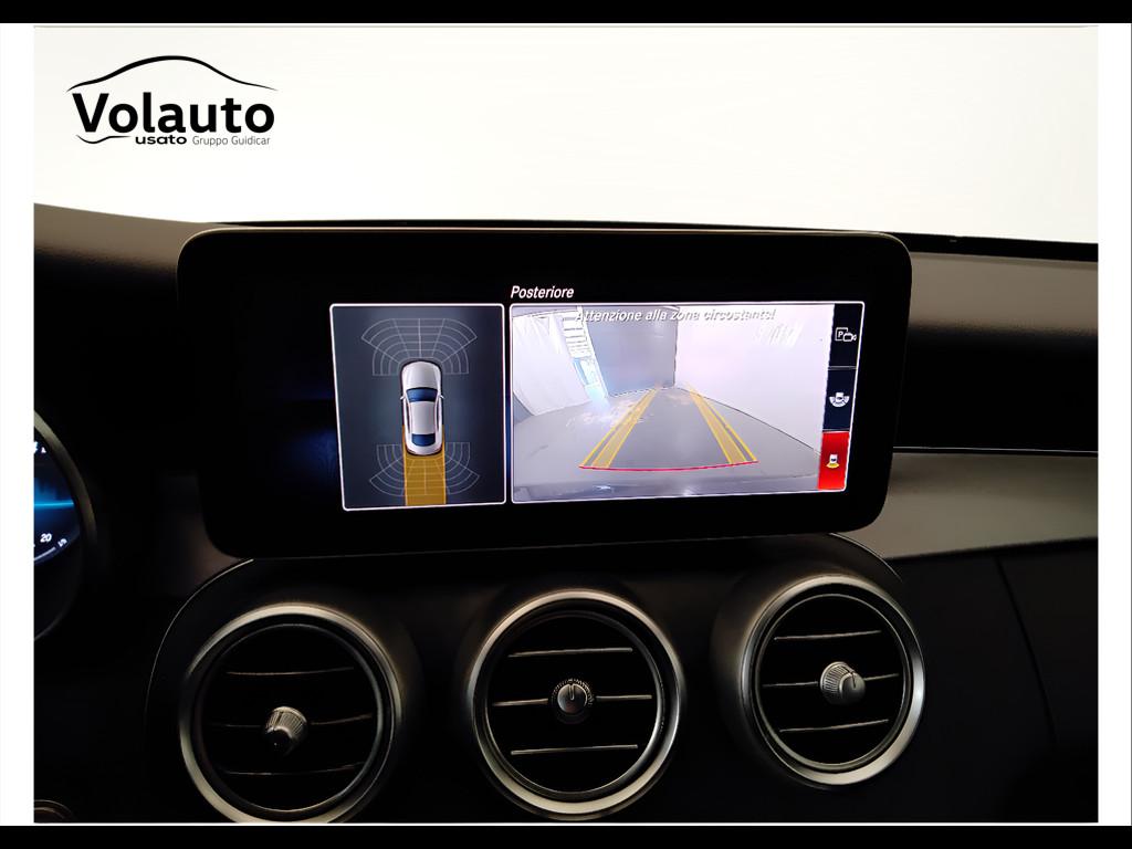 Mercedes-Benz Classe C-C205 2018 Coupe - C Coupe 220 d Premium auto