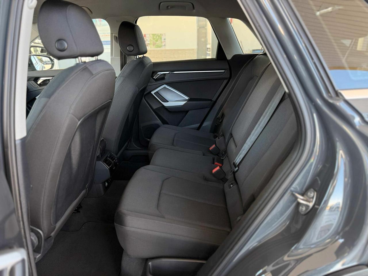 Audi Q3 35 TDI S tronic