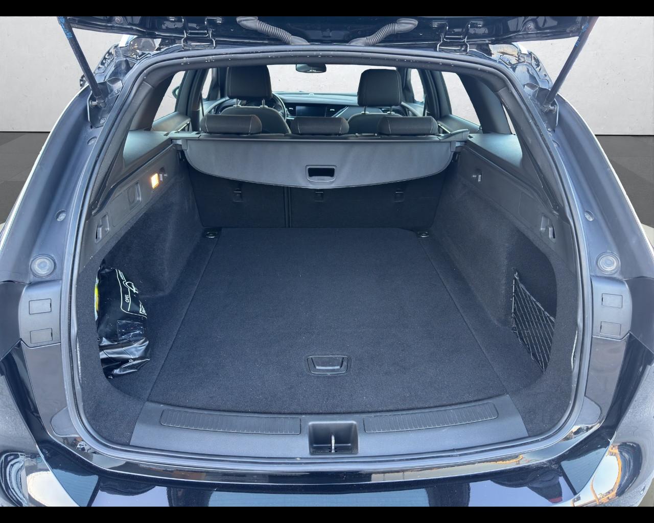 OPEL Insignia 2ª serie - Insignia 2.0 CDTI 174 CV S&S Sports Tourer Business