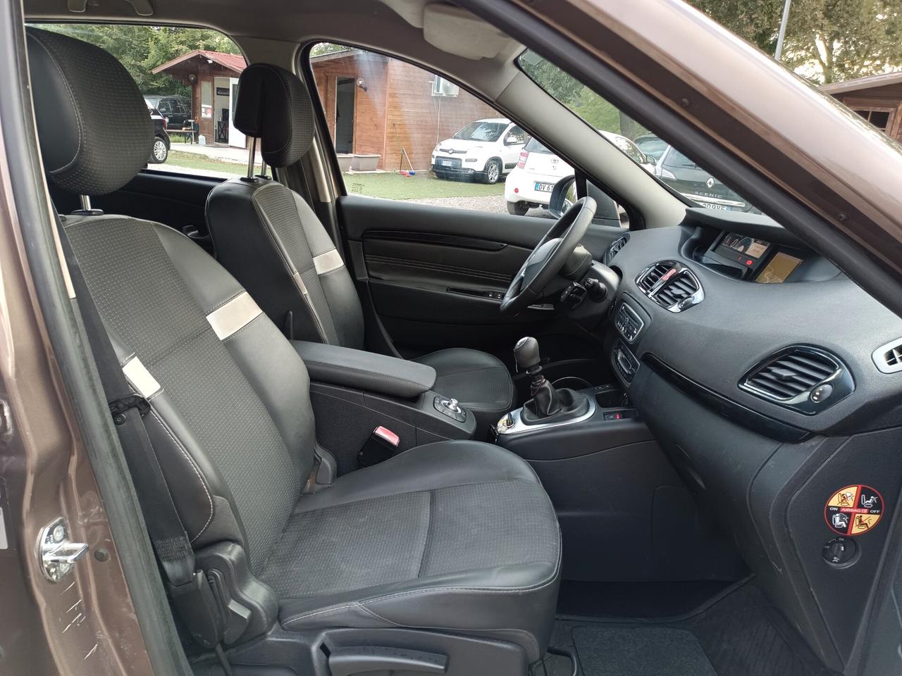 Renault Scenic Scénic X-Mod 1.9 dCi 130CV Luxe 7 posti