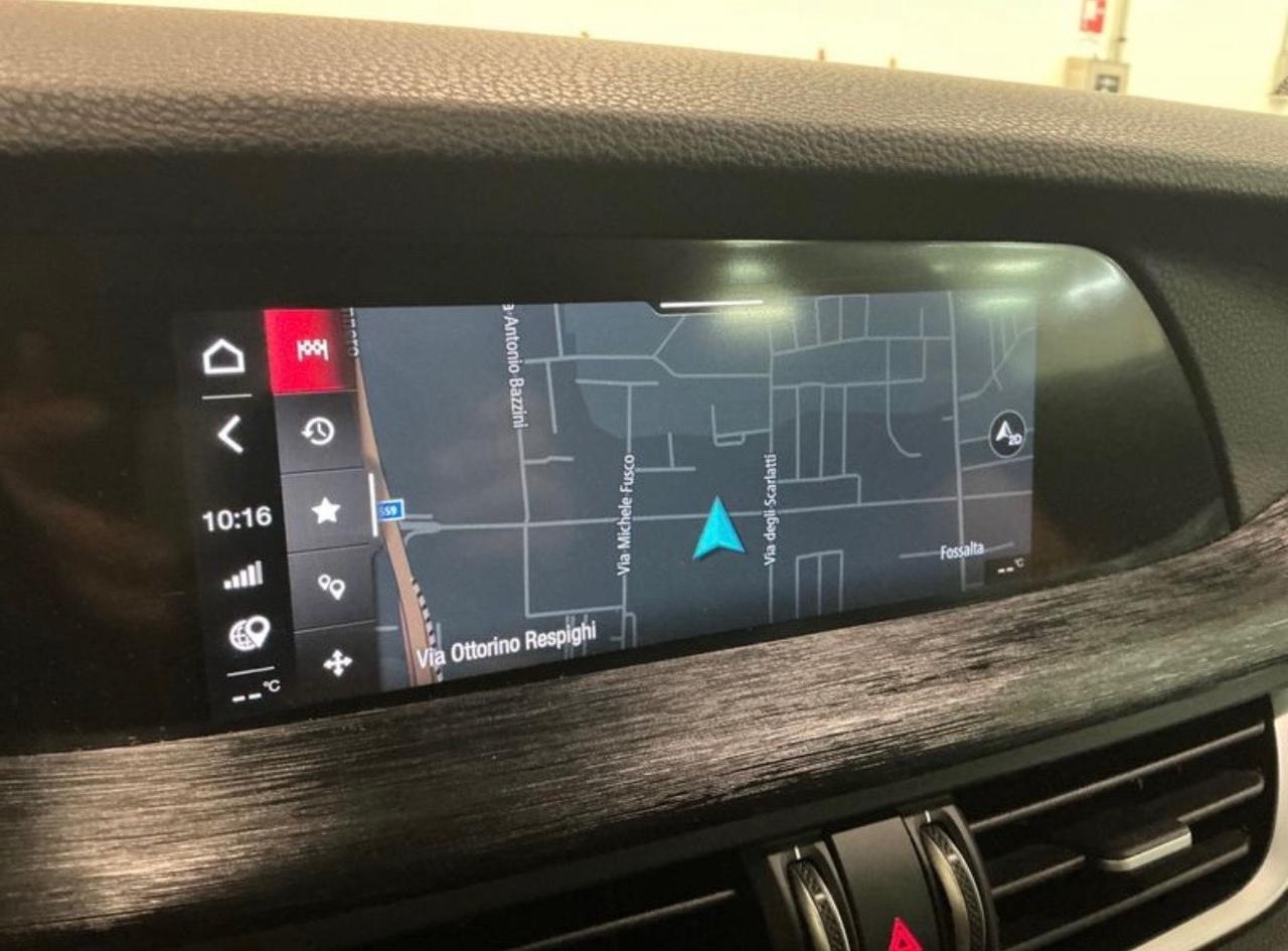 Alfa Romeo Stelvio 2.2 Turbodiesel 160 CV AT8 RWD Business