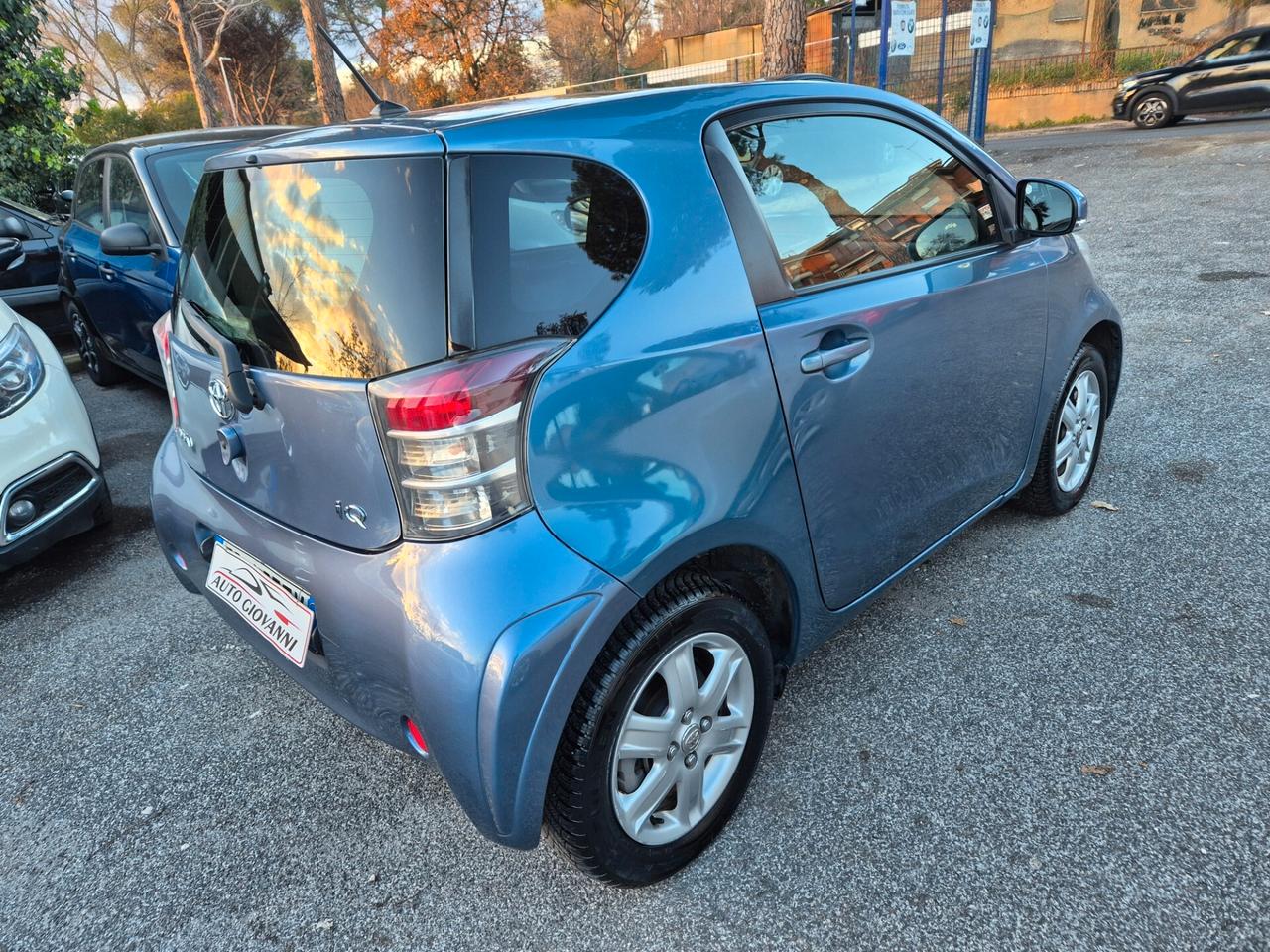 Toyota iQ 1.0 CVT Lounge