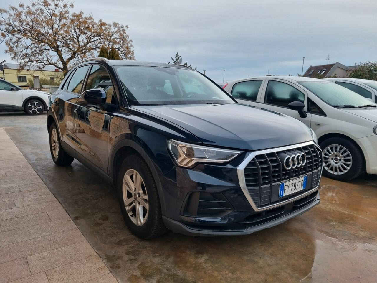 Audi Q3 35 TDI S tronic Business