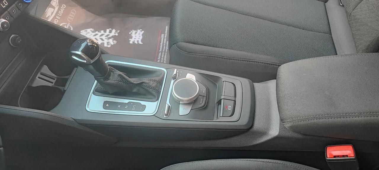 Audi Q2 30 TDI con led virtual cockpit 2022