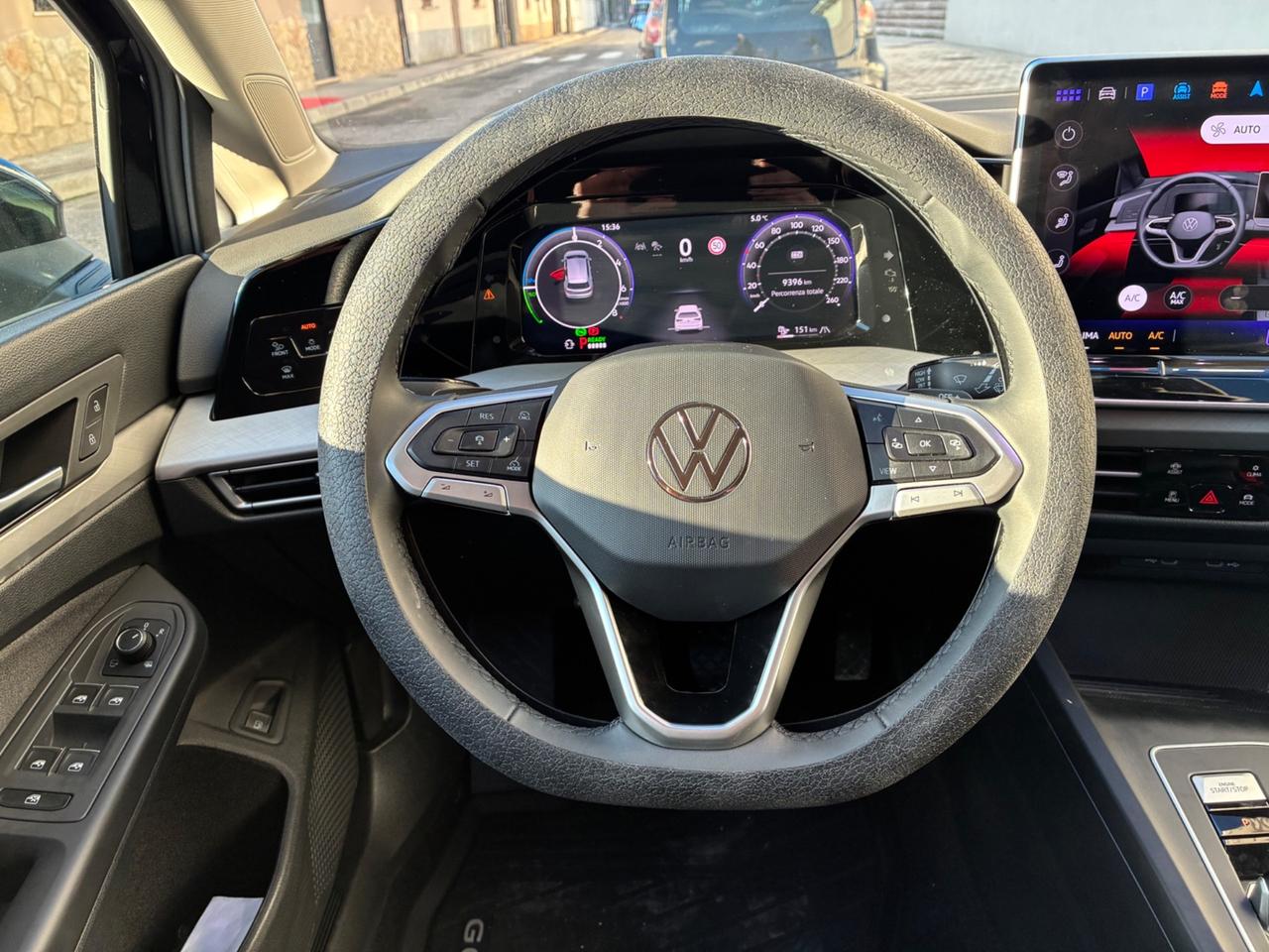 Volkswagen Golf 1.5 TSI eHybrid DSG Style