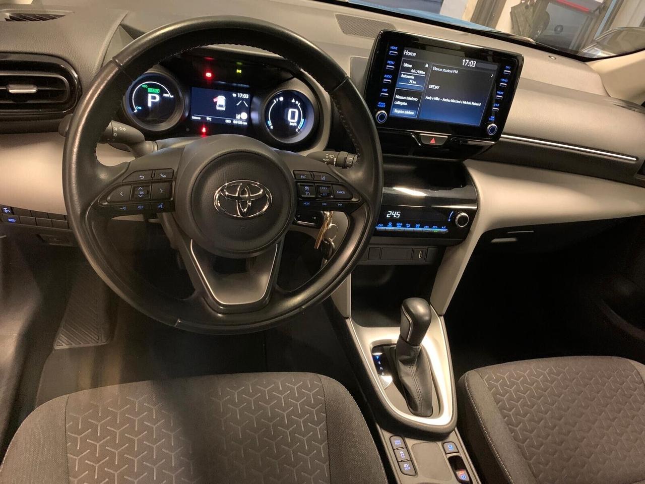 Toyota Yaris Cross 1.5 Hybrid 5p. E-CVT Business