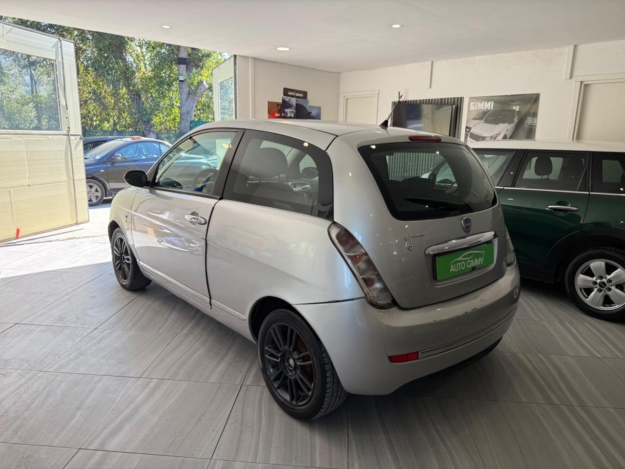 Lancia Ypsilon 1.4 GPL BENZINA NEOPATENTATI
