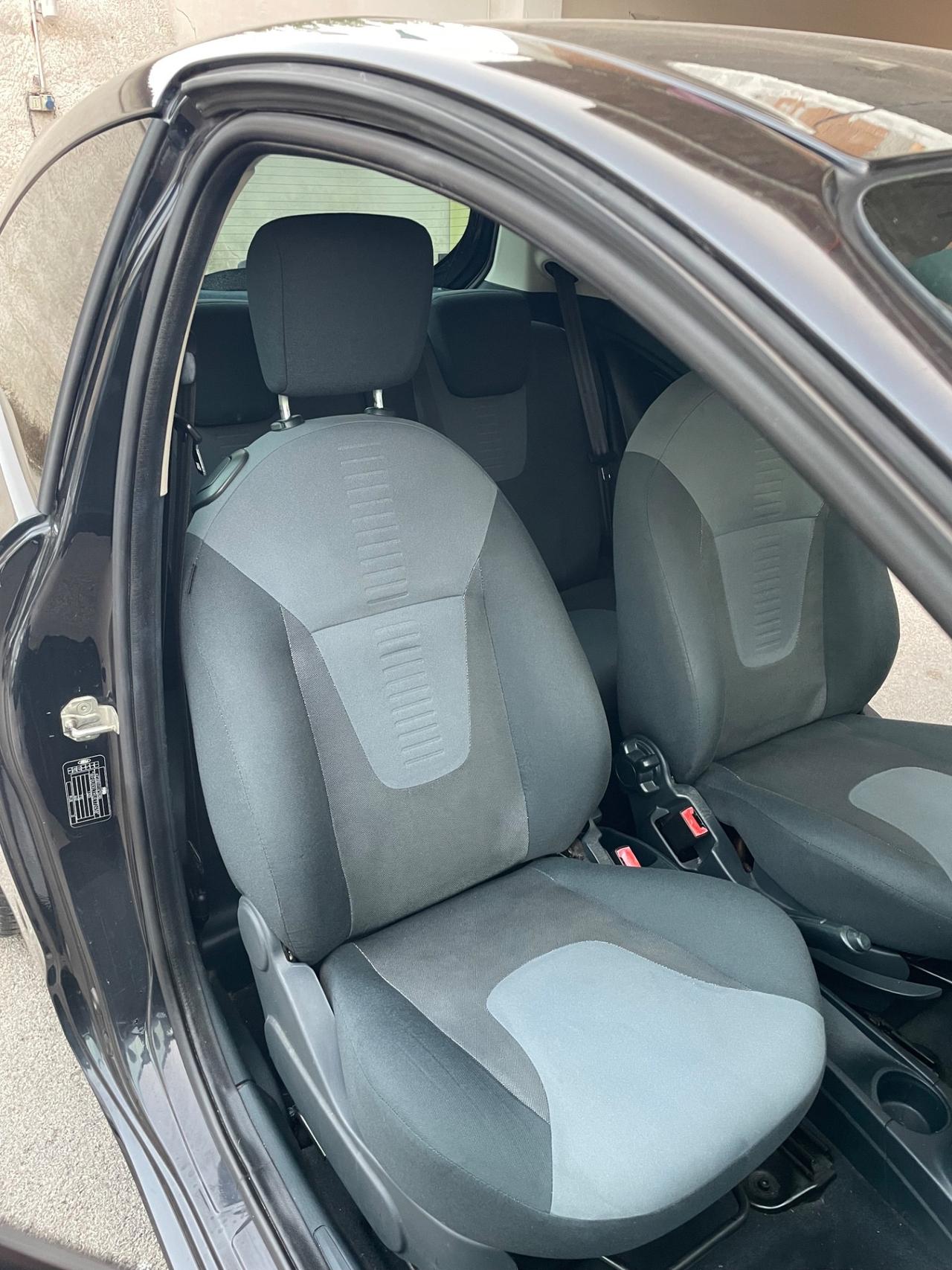 Ford Ka Ka+ 1.2 8V 69 CV Bz.-GPL Titanium Full