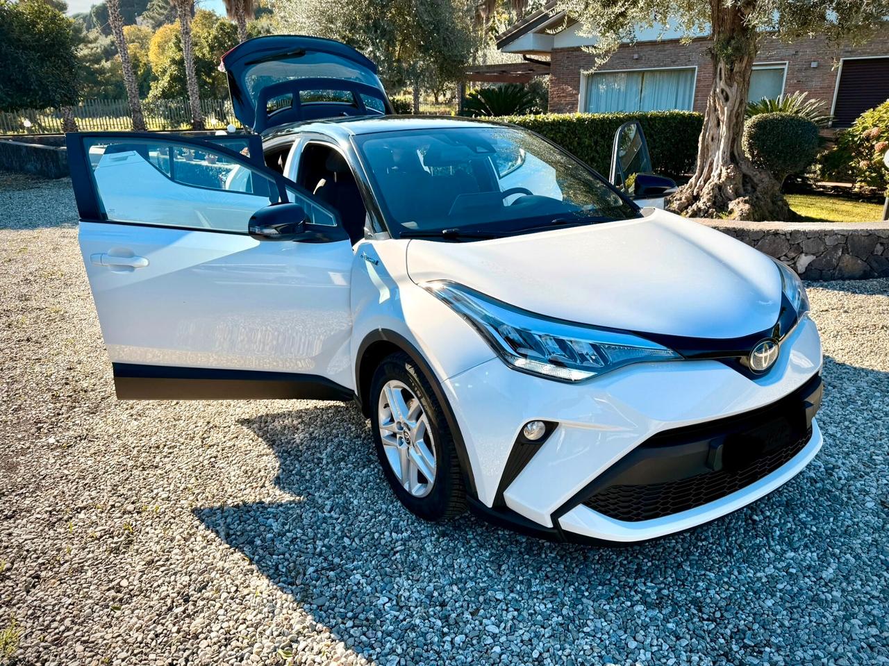 Toyota C-HR 1.8 Hybrid E-CVT Business PARI AL NUOVO