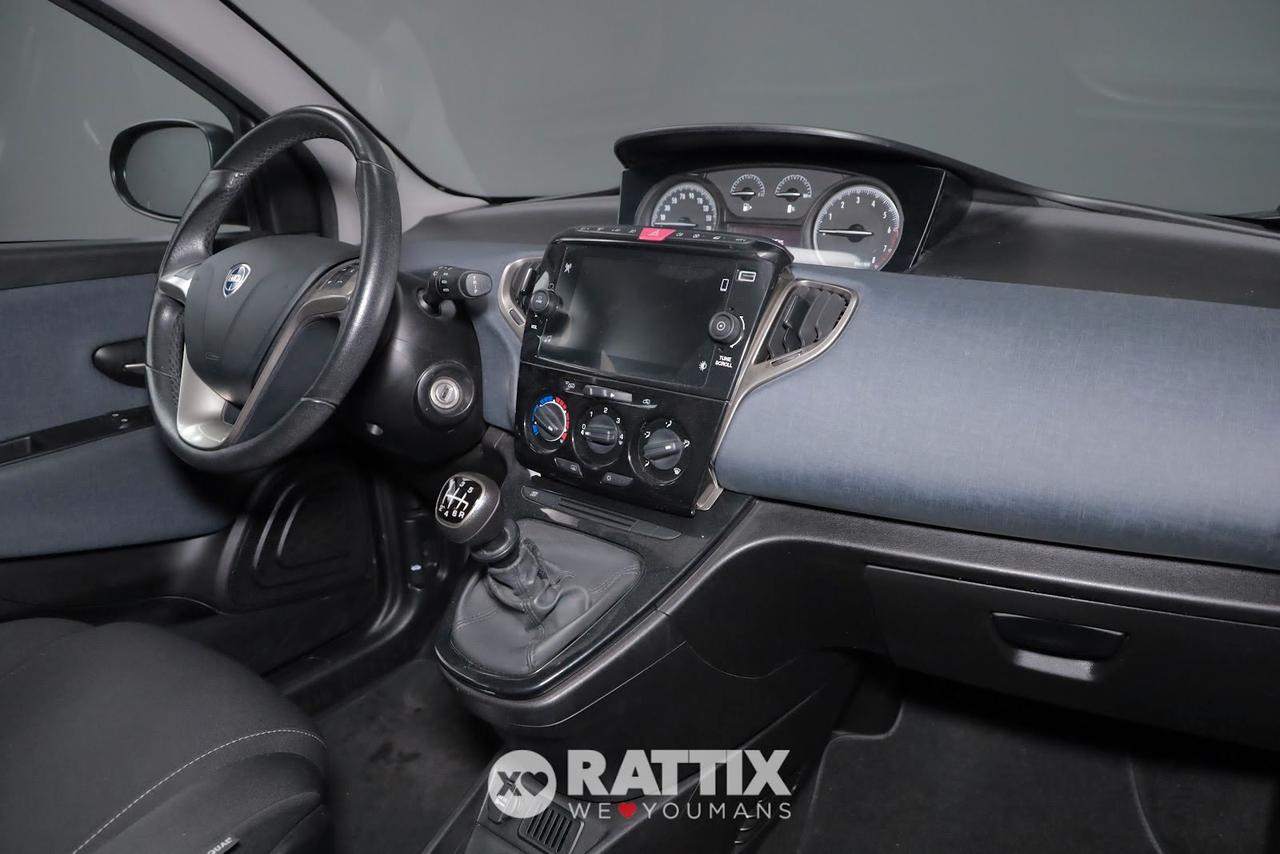 Lancia Ypsilon 1.0 Firefly Hybrid 70CV Gold