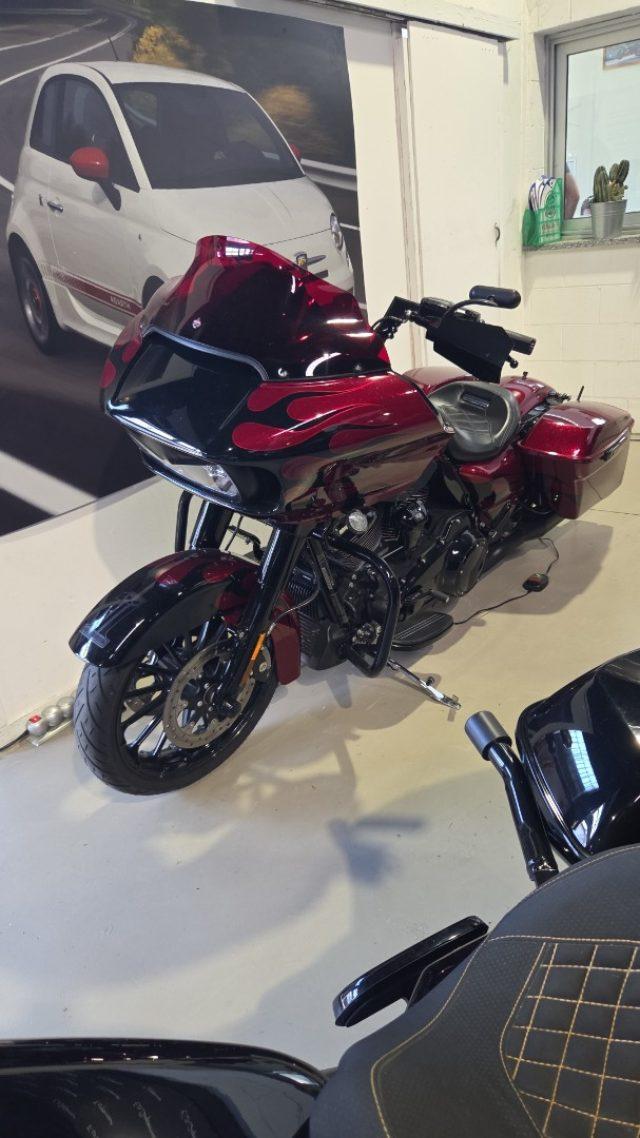 HARLEY-DAVIDSON FLTRXS Road Glide 107 hard candy custom UNICA !!!