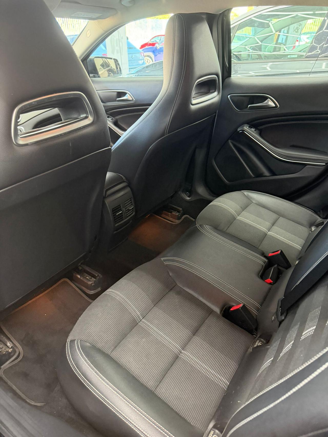 Mercedes-benz GLA 200 d Automatic Sport