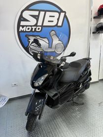 Yamaha X-Max 250