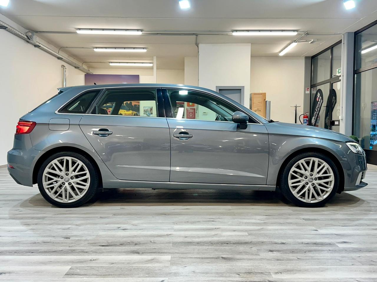 AUDI A3 SBK 30 1.6TDI 116CV 2019 MANUALE