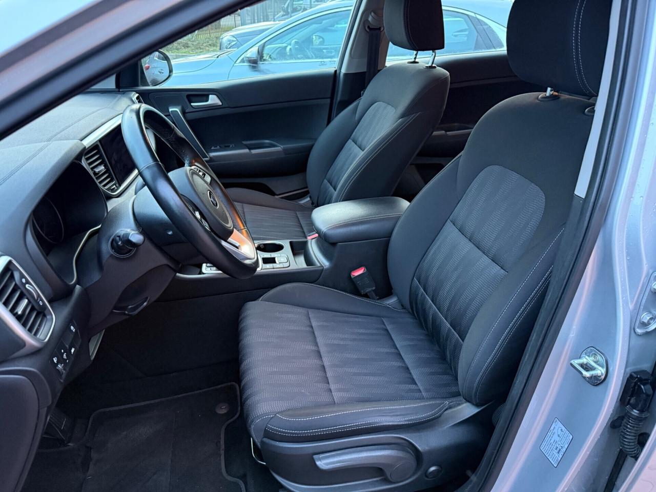 Sportage 1.6 crdi Business - Neopatentati