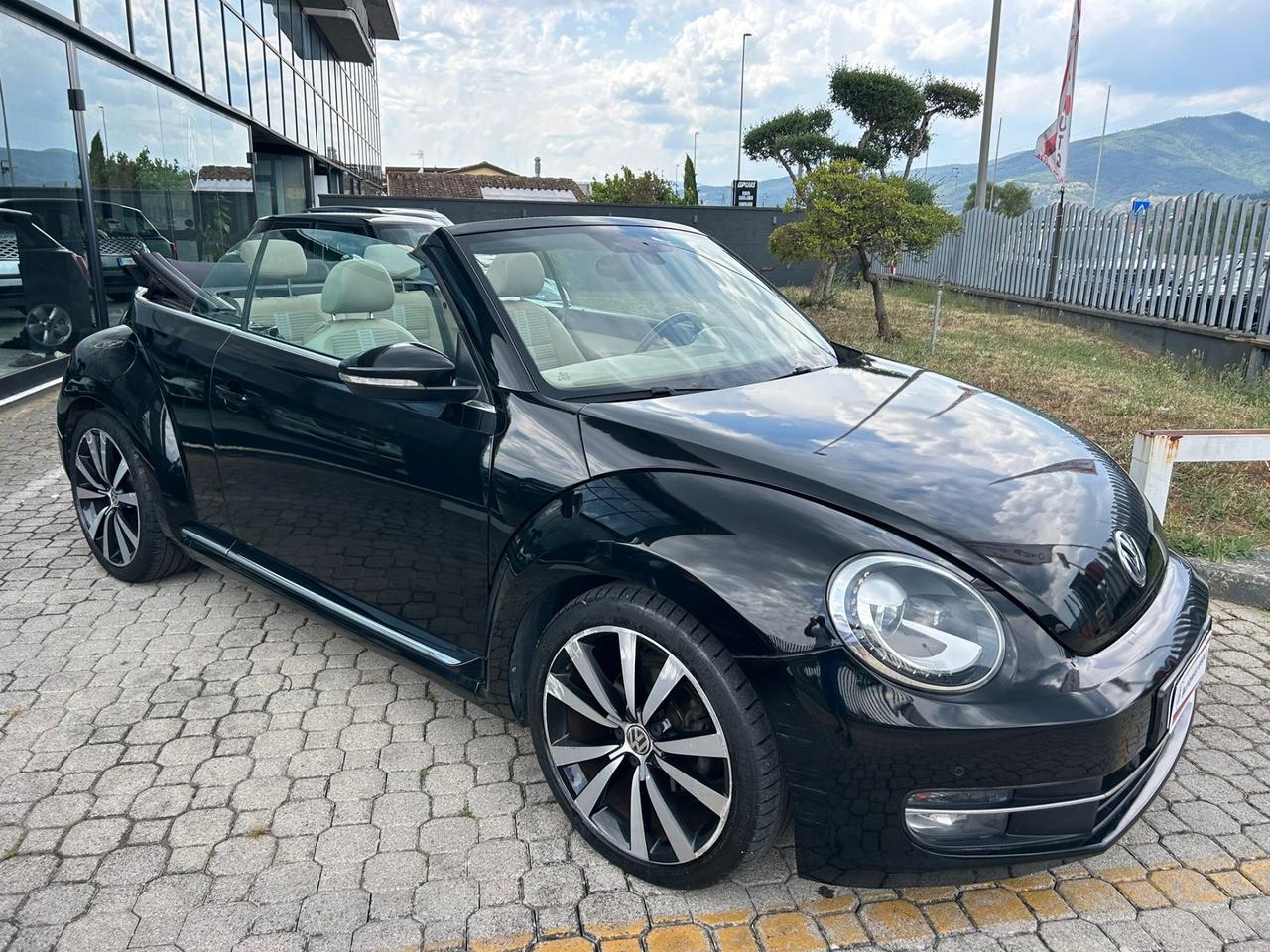 Volkswagen Maggiolino Cabrio 2.0 TDI 150 CV Sport BlueMotion Technology