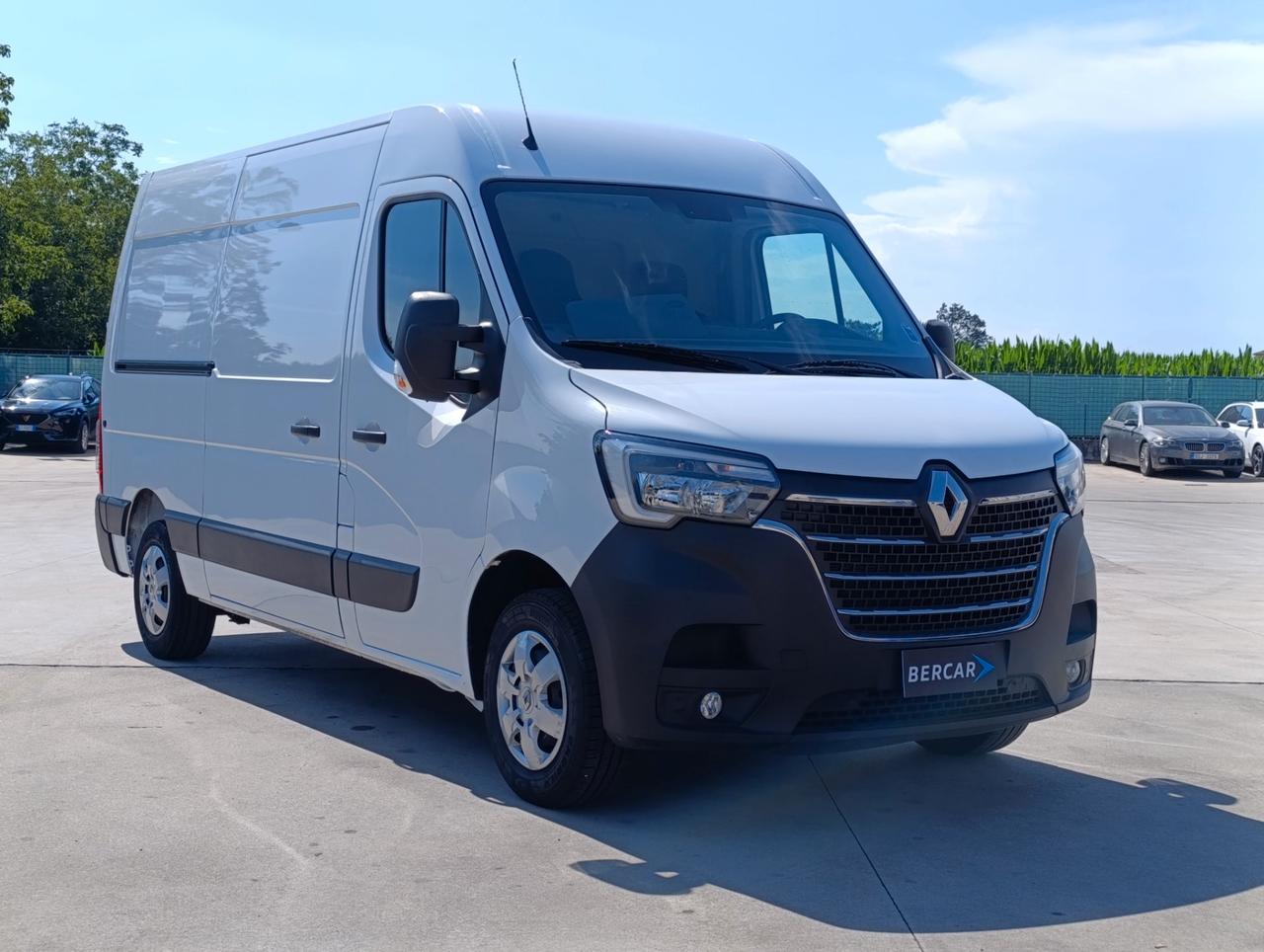 RENAULT Master T33 2.3 dci 135cv L2H2 Ice