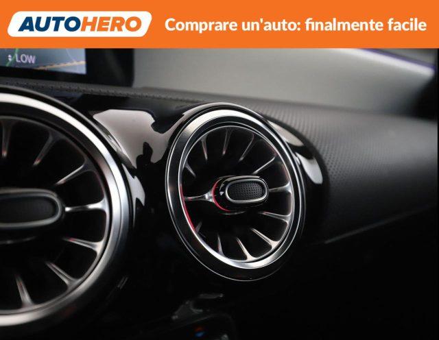 MERCEDES-BENZ CLA 200 Automatic Premium