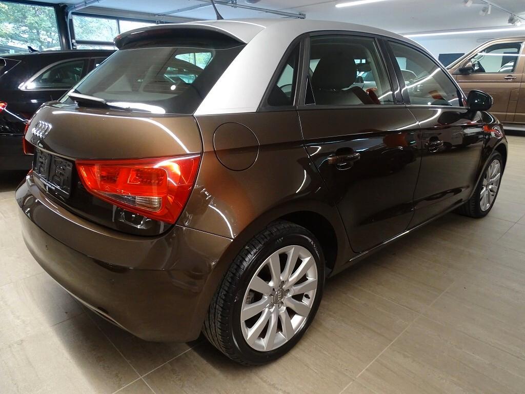 Audi A1 SPB 1.6 TDI Ambition 90 CV Xenon neopatentati