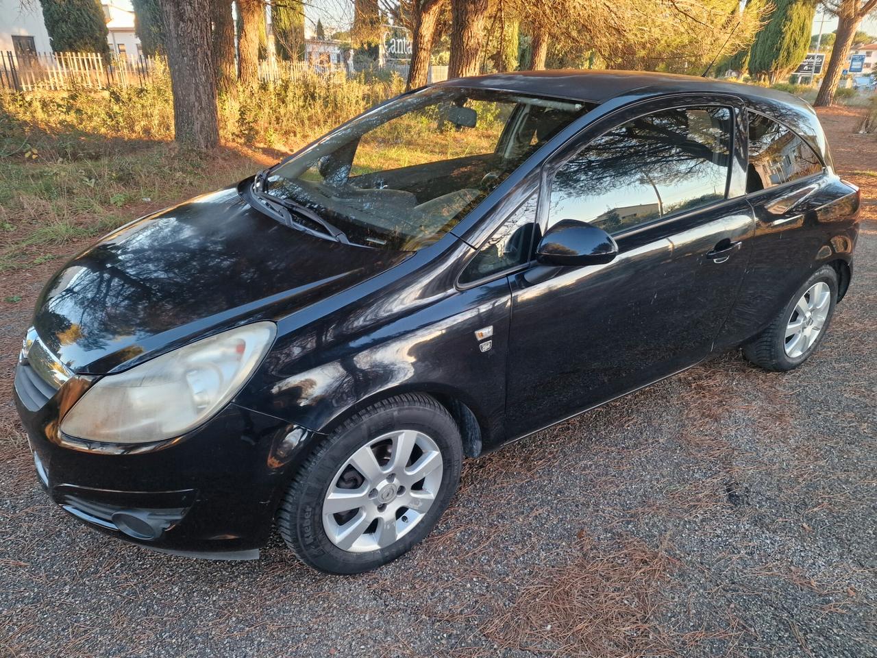 Opel Corsa 1.2 80CV 3 porte GPL-TECH Edition automatico