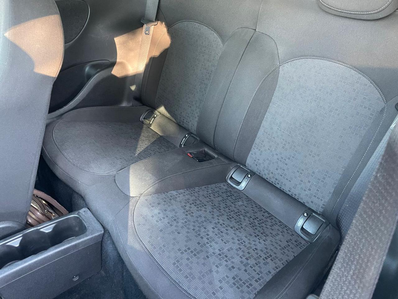 Opel Adam 1.2 70 CV Jam