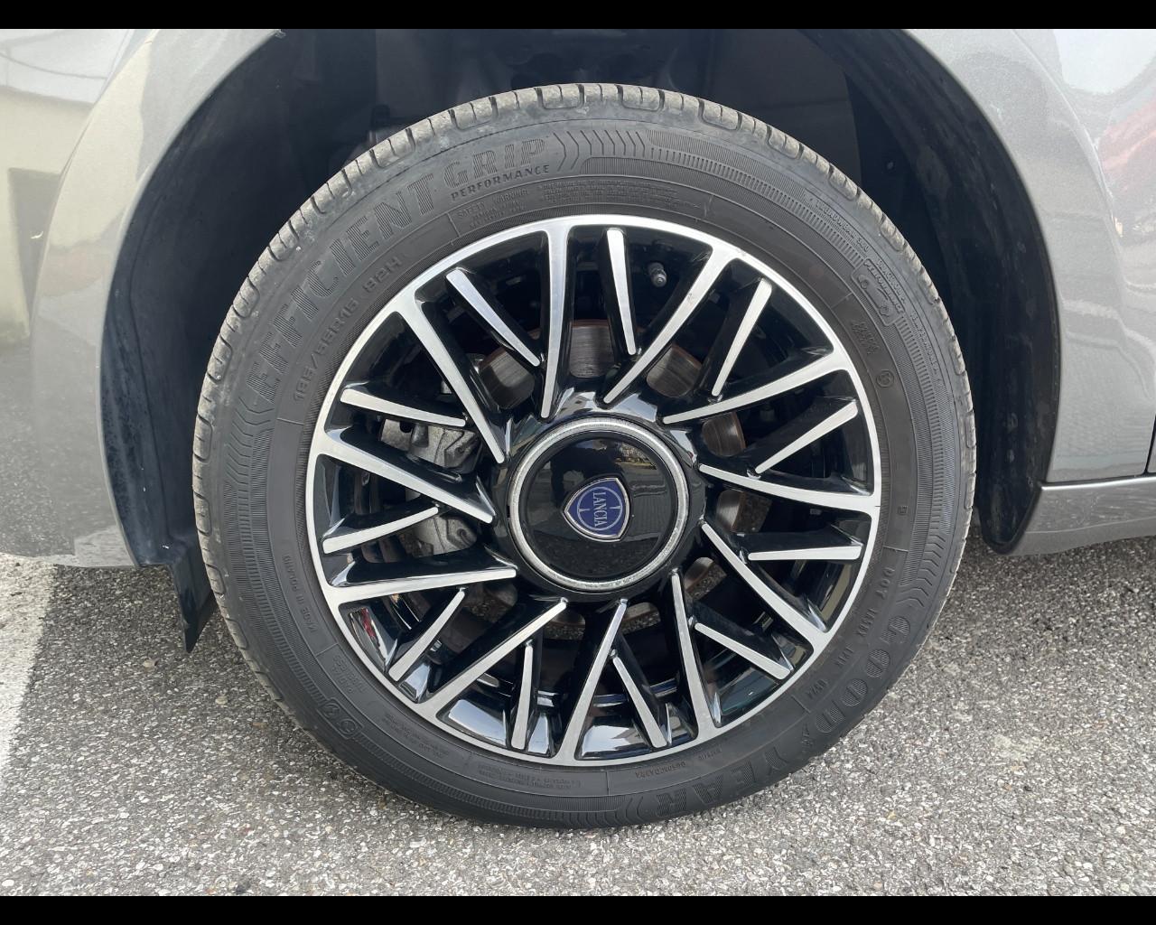 LANCIA Ypsilon III 2021 - Ypsilon 1.0 firefly hybrid Platino s&s 70cv