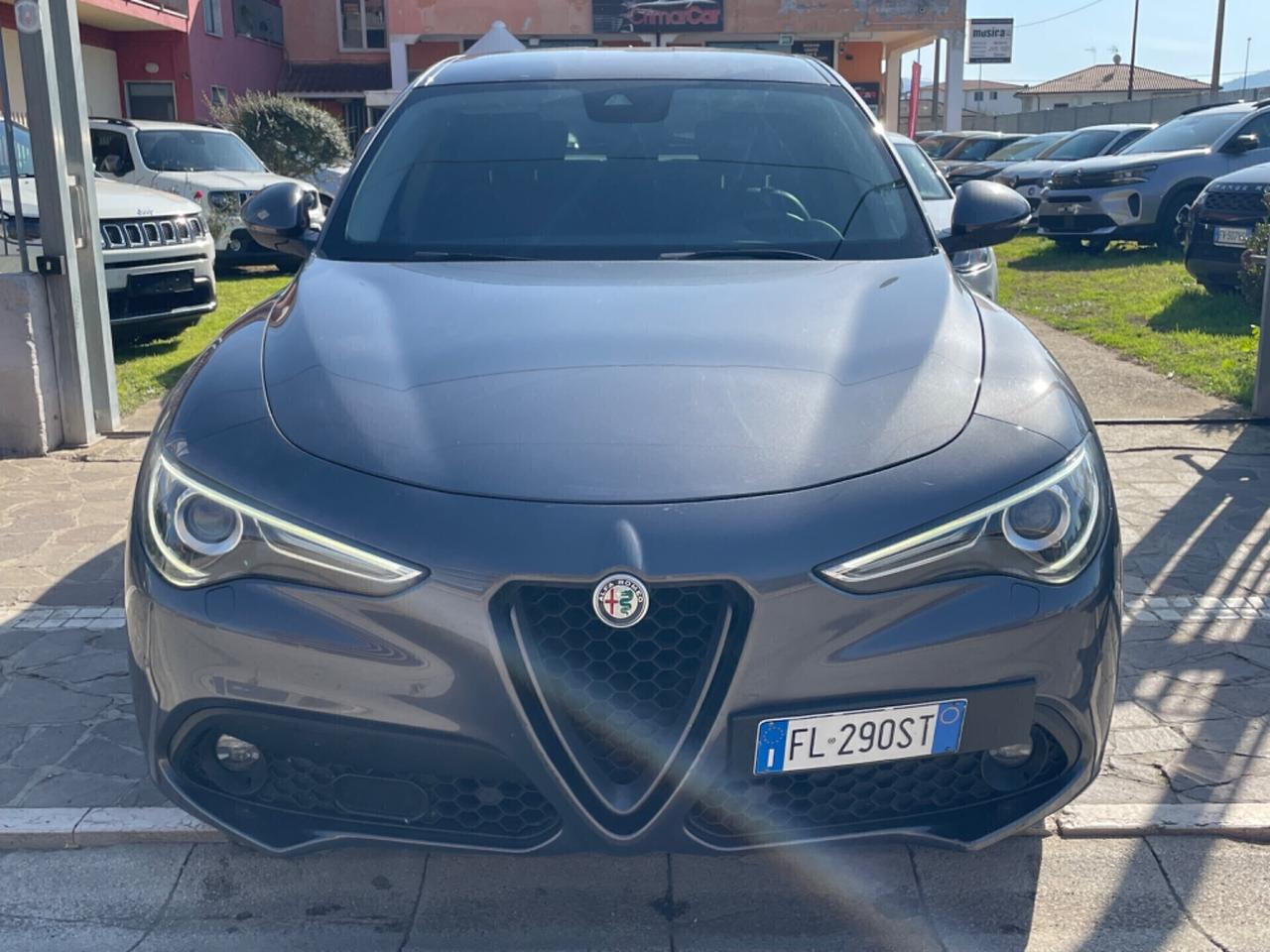 Alfa Romeo Stelvio 2.2 Turbodiesel 210 CV AT8 Q4 Executive