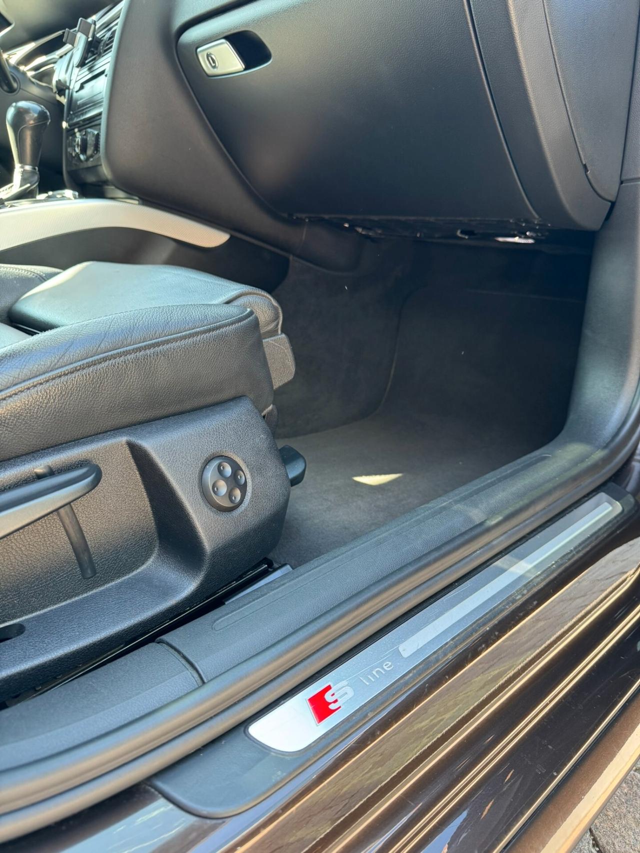 Audi A4 Avant 3.0 TDI quattro tiptronic SLine TETTO 19"