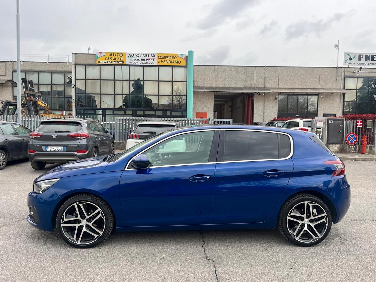 Peugeot 308 BlueHDi 120 S&S Allure