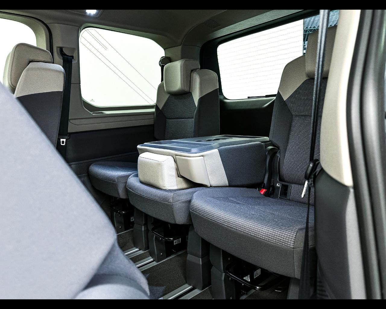 VOLKSWAGEN Multivan 7ª '21-> - Multivan 1.5 PHEV DSG 4Motion Space