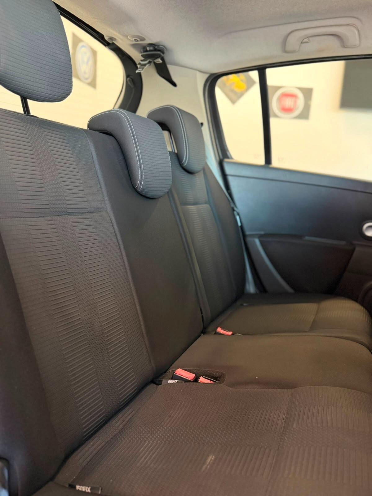 Renault Clio 1.5dci Navi 2010