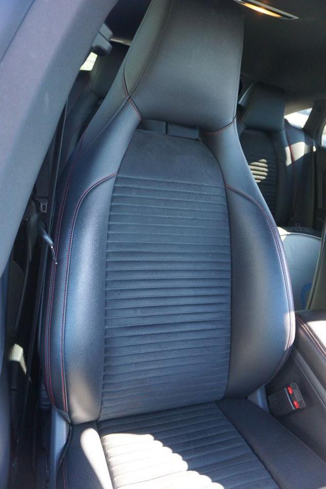 MERCEDES-BENZ CLA 180 d S.W. Automatic Premium