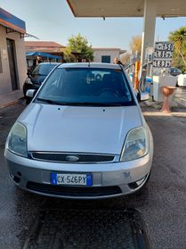 Ford Fiesta 1.4 TDCi aut. 3p. Ghia