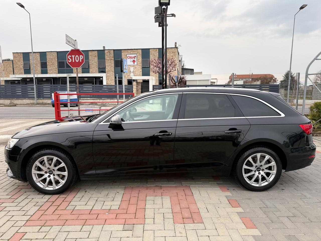 Audi A4 Avant 2.0 TDI 150 CV ultra S tronic Business Sport