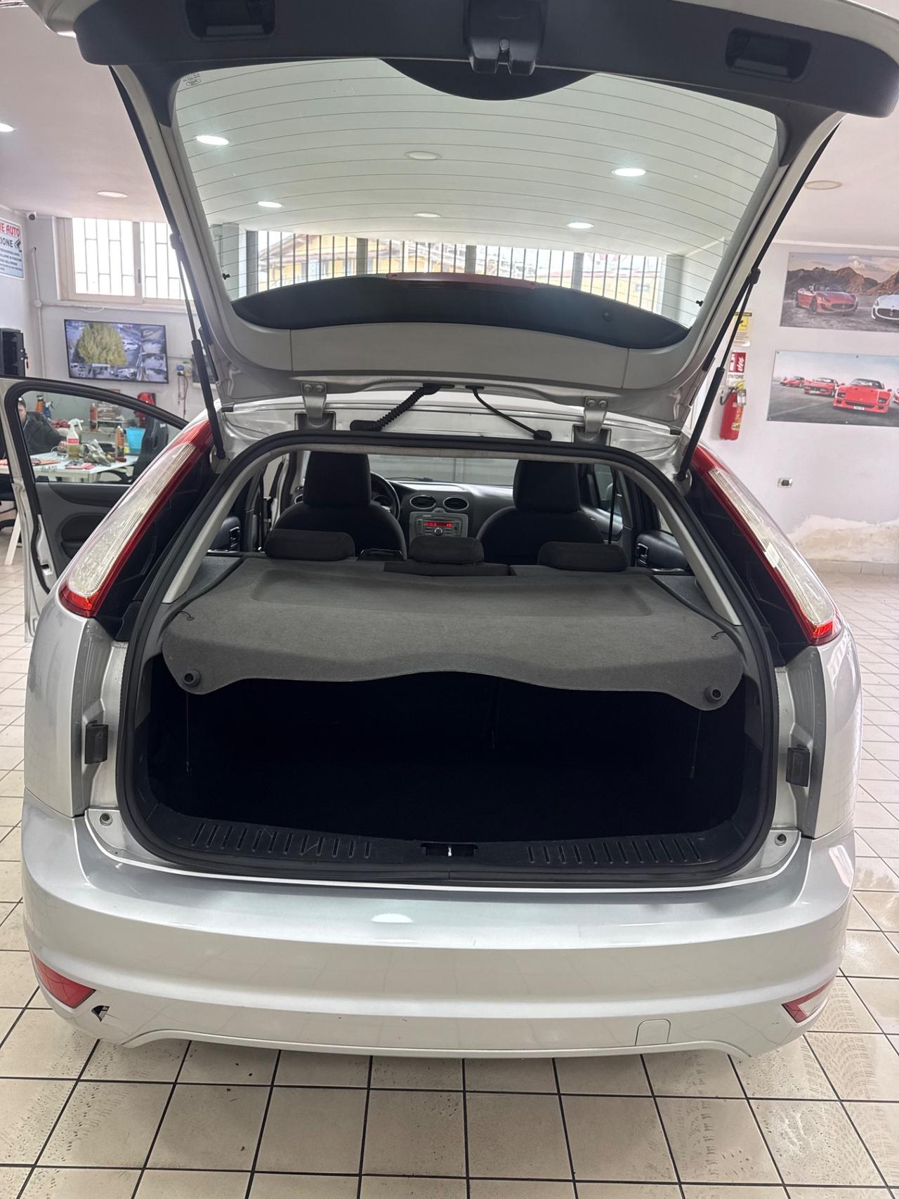 Ford Focus 1.6 Diesel berlina