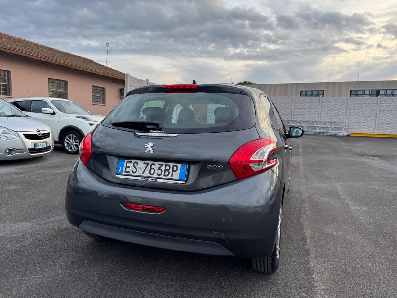 Peugeot 208 1.2 VTi 82 CV 5 porte 70.000km