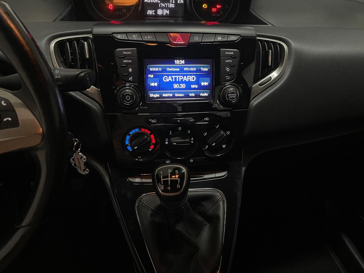 Lancia Ypsilon 1.2 Benzina 69 CV Platinum