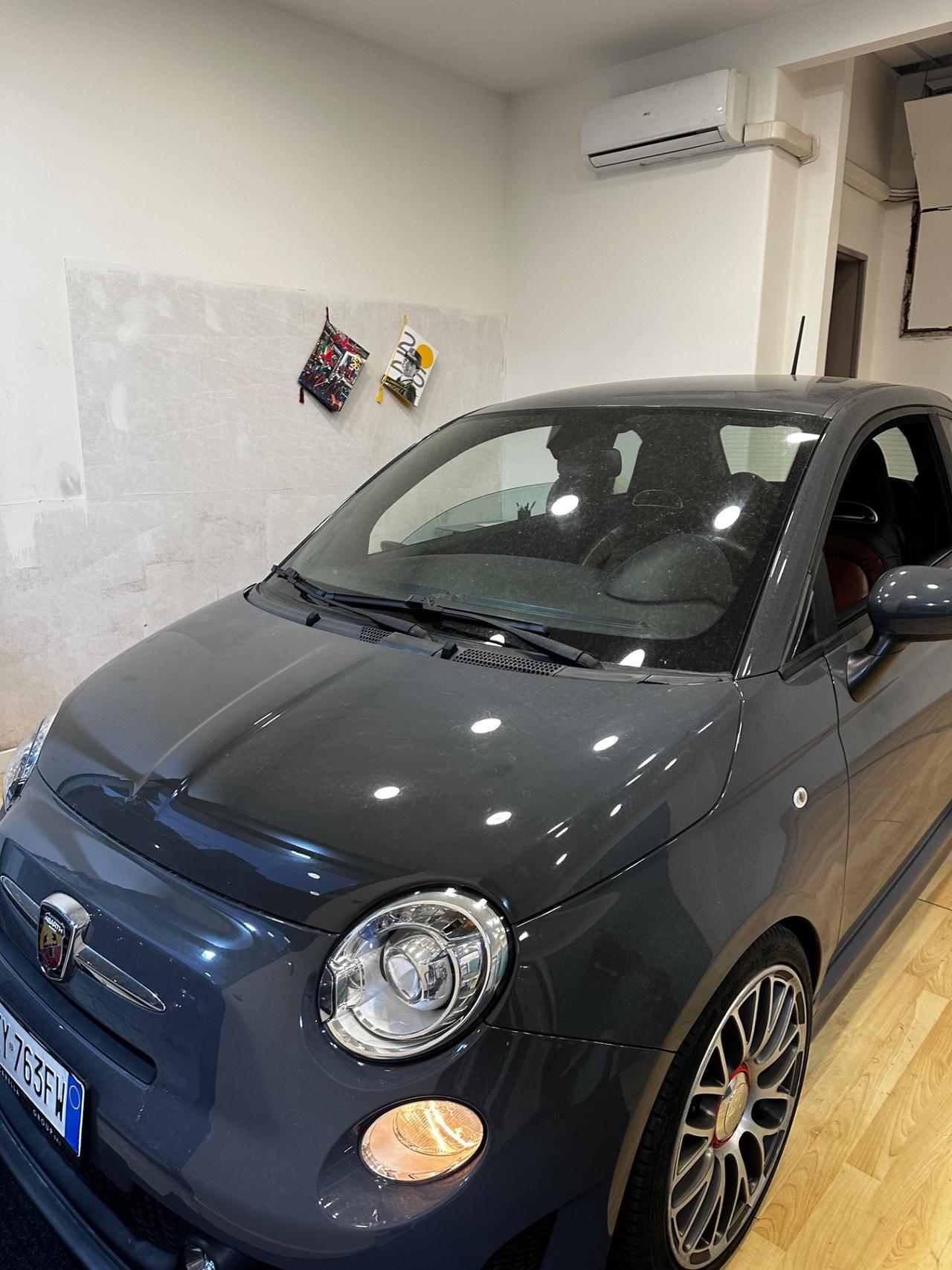 Abarth 500 1.4 Turbo T-Jet Custom