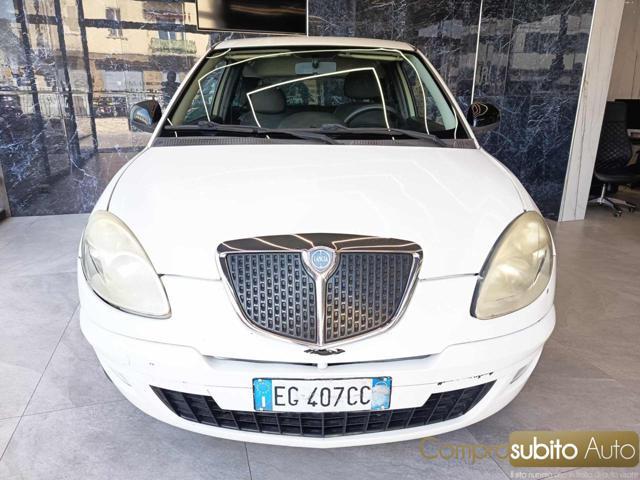 LANCIA Ypsilon 1.2 69 CV Diva