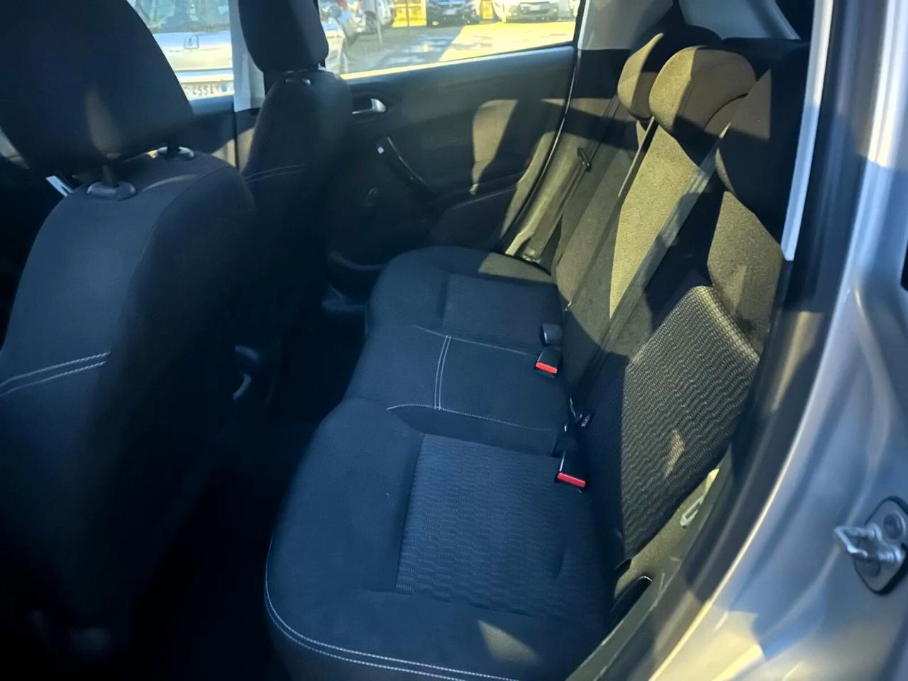 Peugeot 208 1.6 HDi 75 CV 05/2018 KM 140.000 K