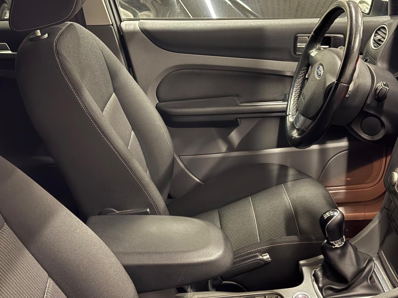 Ford Focus 1.6 TDCi 95 CV SW Titanium