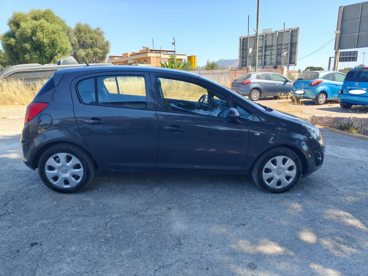 Opel Corsa 1.3 CDTI 75CV Edition 2014