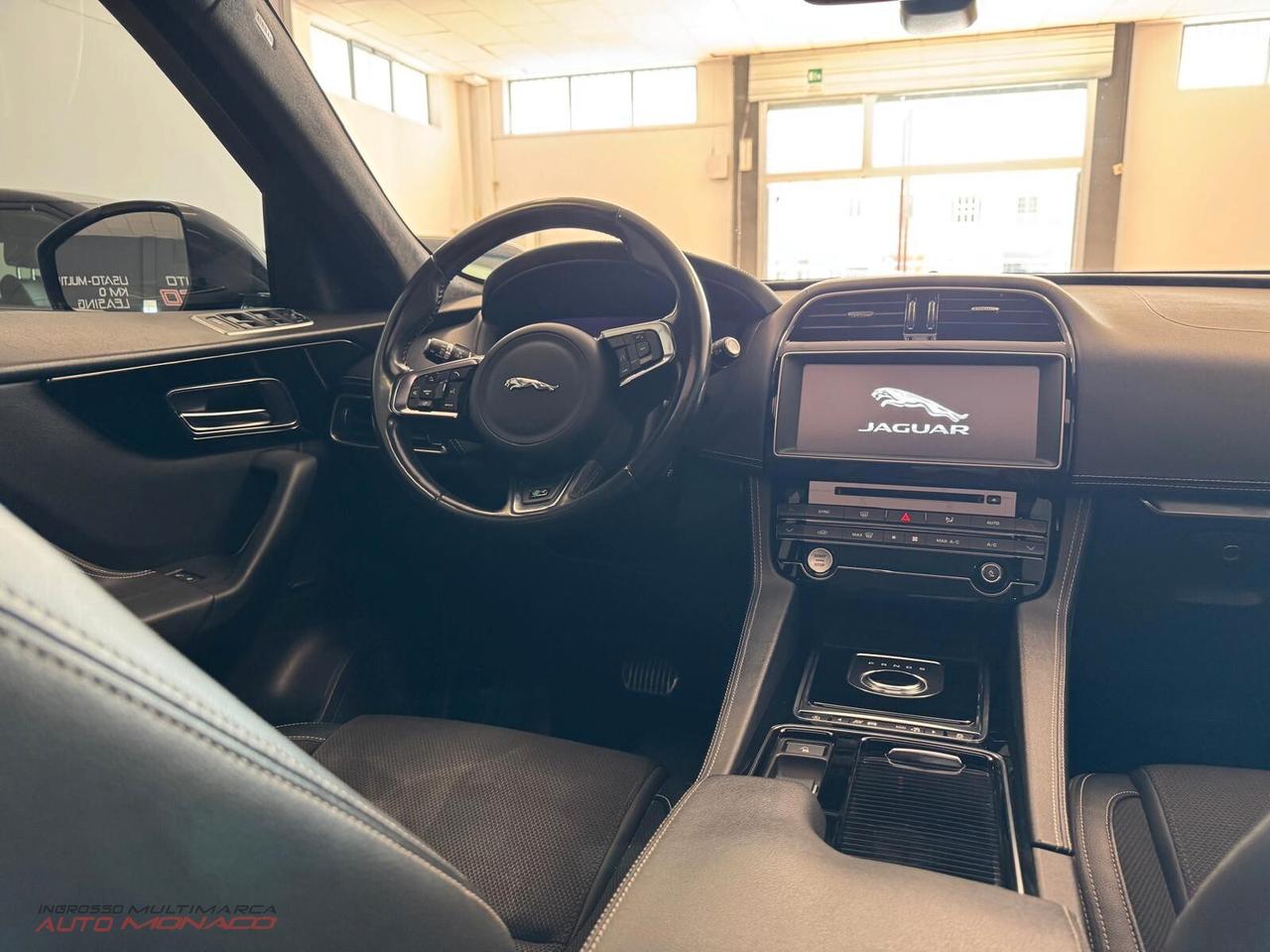 Jaguar F-Pace 2.0 D 240CV R-Sport 2018