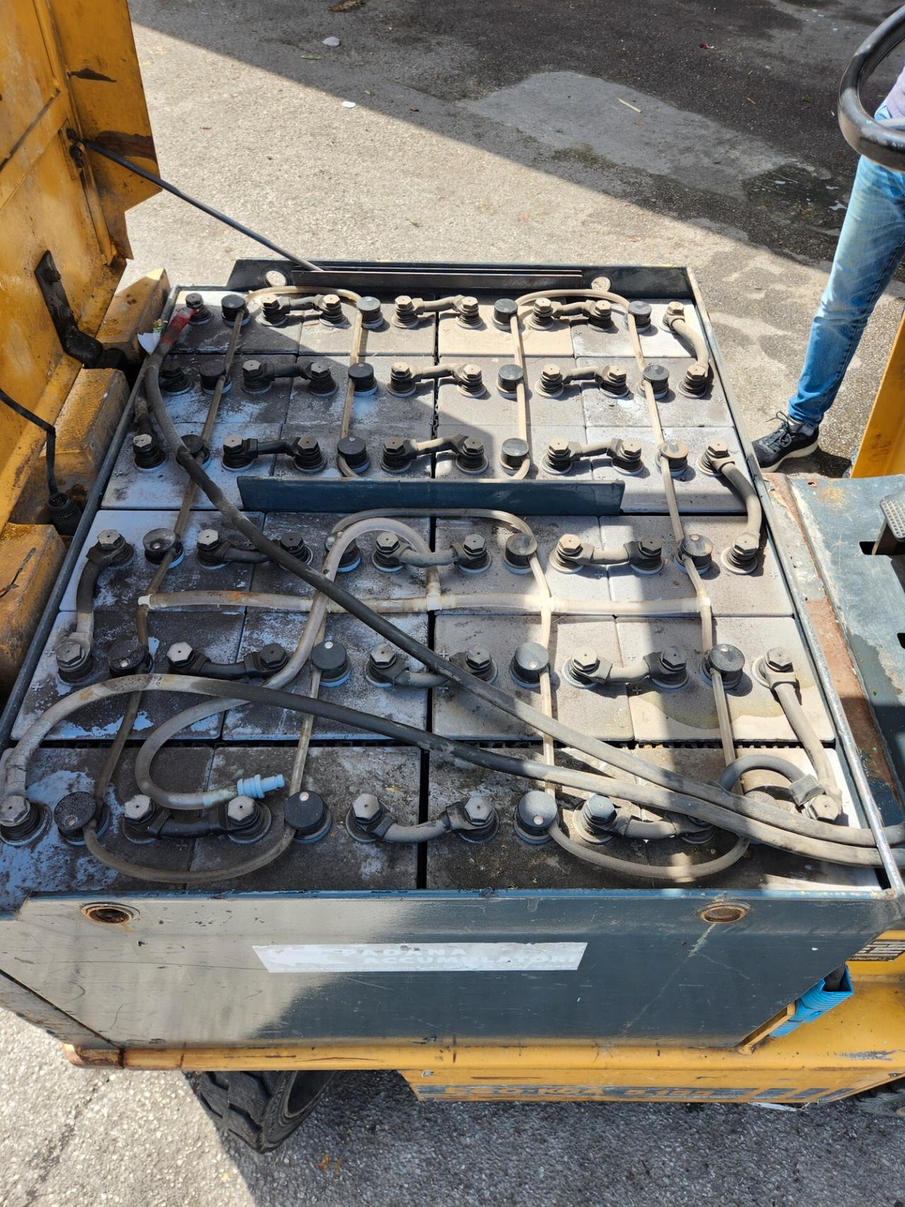 CARRELLO ELEVATORE CESAB MODELLO ECO KGA5