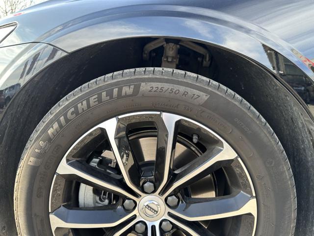 VOLVO V60 B4 (d) Geartronic Momentum Business